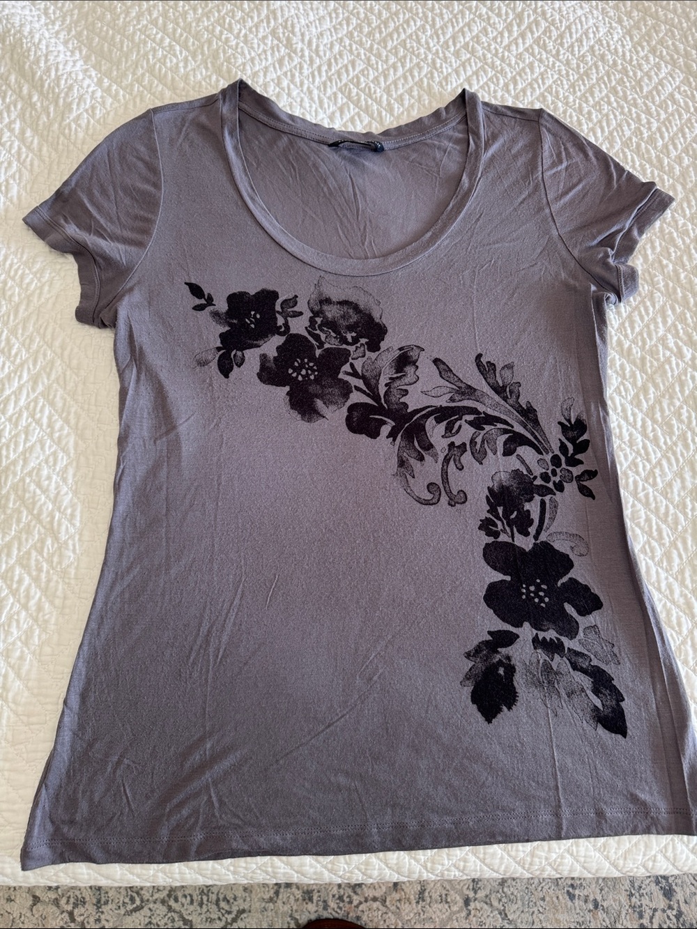 Banana Republic Gray Short-Sleeve Tee with Black Floral Velvet Print